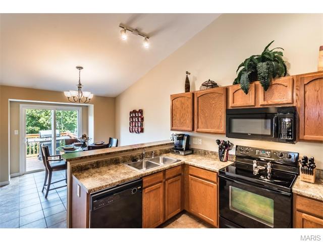 168 Baxter Commons Dr, Ballwin, MO 63011 photo 12