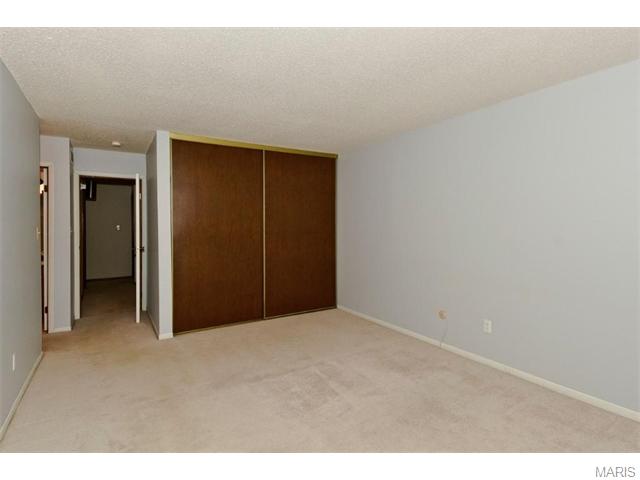 619 Painted Vis, Ballwin, MO 63021 photo 15