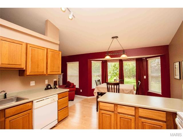 3306 Post View Dr, O'fallon, MO 63368 photo 4