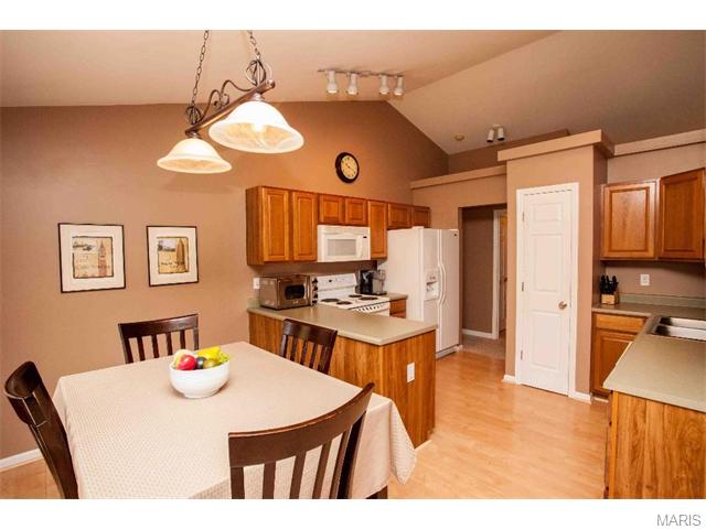3306 Post View Dr, O'fallon, MO 63368 photo 7