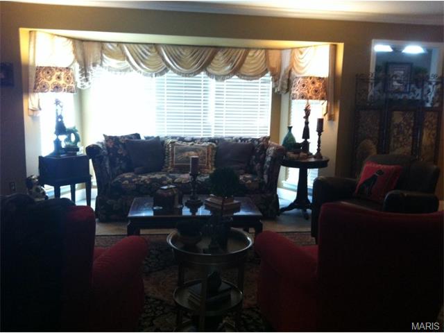 227 Robins Song, Ellisville, MO 63021 photo 8