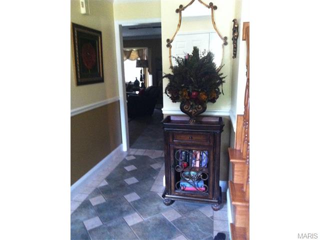 227 Robins Song, Ellisville, MO 63021 photo 3