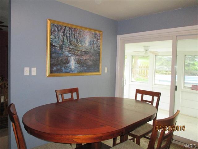 714 Oak Hall Ln, Ballwin, MO 63021 photo 3