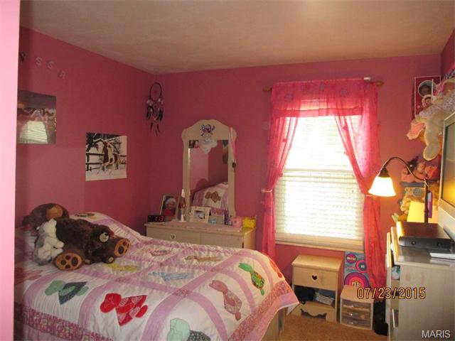 714 Oak Hall Ln, Ballwin, MO 63021 photo 22