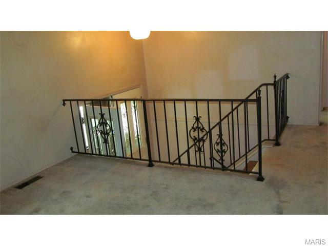 933 Barbara Ann Ln, Ellisville, MO 63021 photo 8