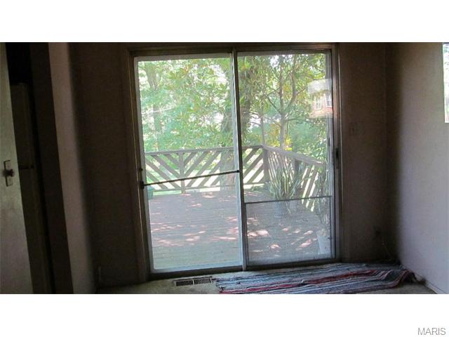 933 Barbara Ann Ln, Ellisville, MO 63021 photo 9
