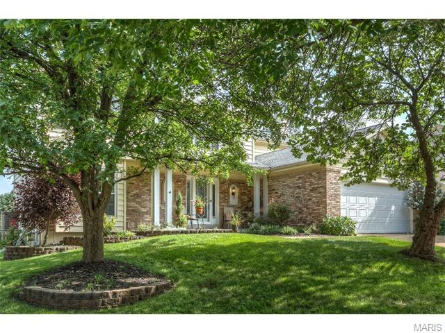 757 Strafford Ridge Dr, Ballwin, MO 63021 photo 3
