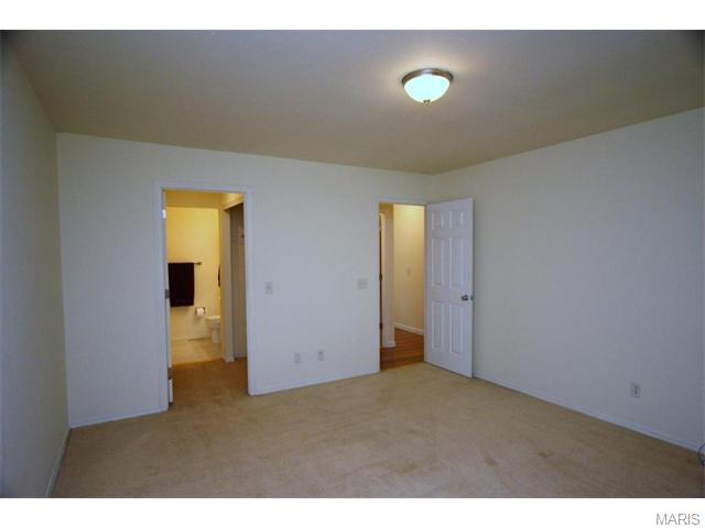 1101 Whitegate Ct, O'fallon, MO 63366 photo 12