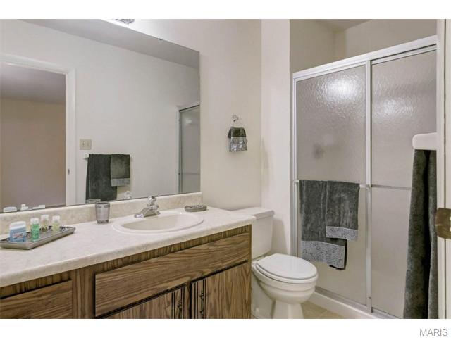 712 Windy Rdg, Ballwin, MO 63021 photo 8