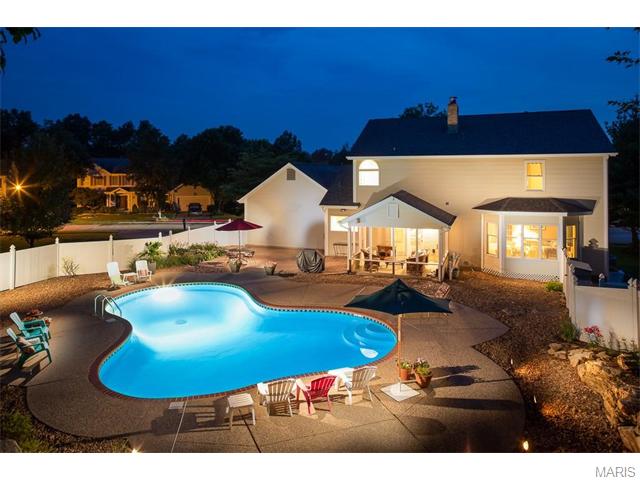 472 Redwood Forest Dr, Ballwin, MO 63021 photo 17