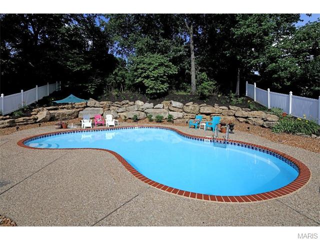 472 Redwood Forest Dr, Ballwin, MO 63021 photo 20