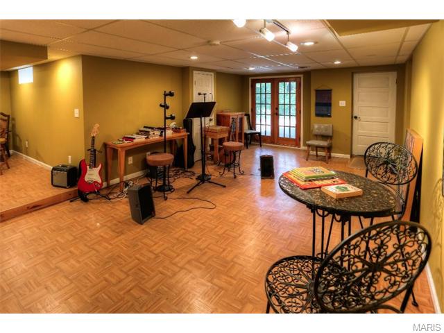 55 Bellerive Acres, Saint Louis, MO 63121 photo 28