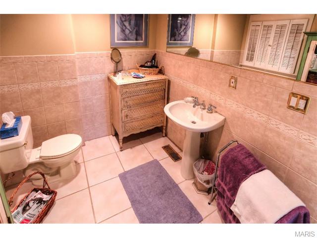 55 Bellerive Acres, Saint Louis, MO 63121 photo 24