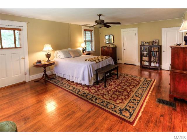 55 Bellerive Acres, Saint Louis, MO 63121 photo 5