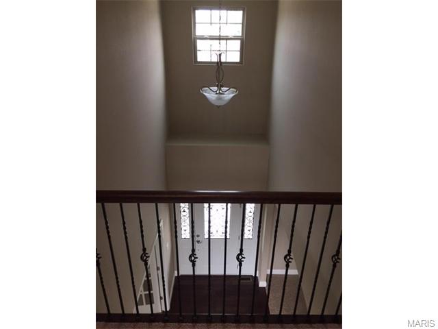 404 Lighthouse Pointe Dr, O'fallon, MO 63368 photo 7