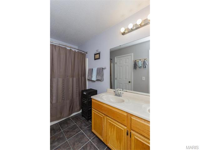 17 Rose Wind Ct, O'fallon, MO 63366 photo 13