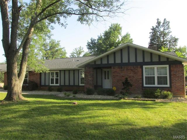 2 Chevington Ct, Ballwin, MO 63011 photo 1