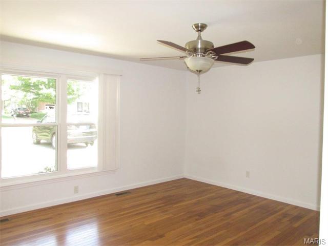 2 Chevington Ct, Ballwin, MO 63011 photo 14