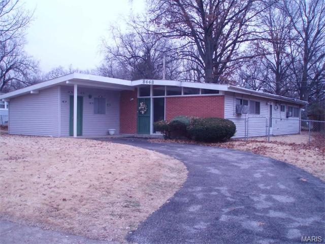 8448 Midwood Ave, Saint Louis, MO 63134 photo 1