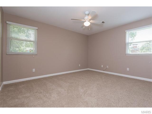 902 Parkfield Ter, Ballwin, MO 63021 photo 26
