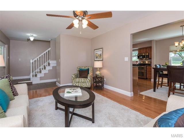 902 Parkfield Ter, Ballwin, MO 63021 photo 8
