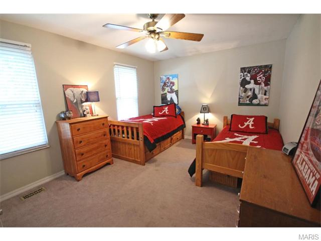 431 Madrina Ct, Ballwin, MO 63021 photo 13