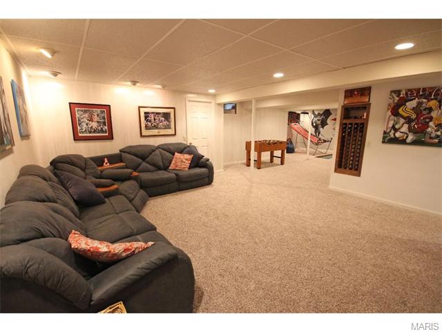 431 Madrina Ct, Ballwin, MO 63021 photo 17