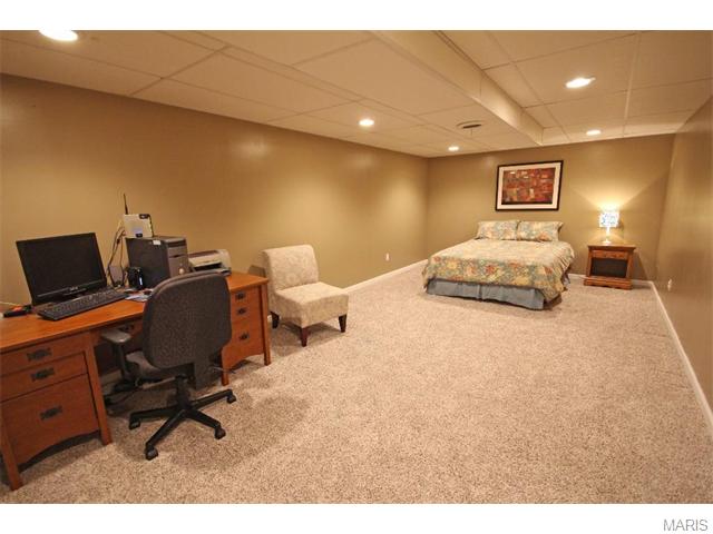431 Madrina Ct, Ballwin, MO 63021 photo 21