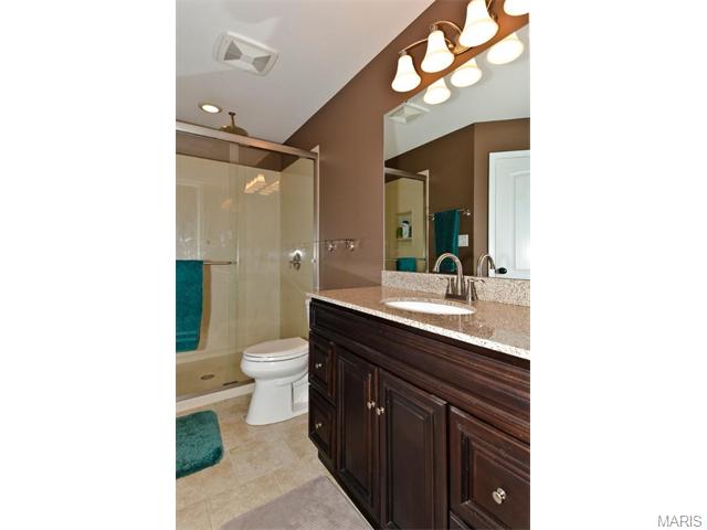 1237 Saddlemaker Dr, Saint Charles, MO 63304 photo 22