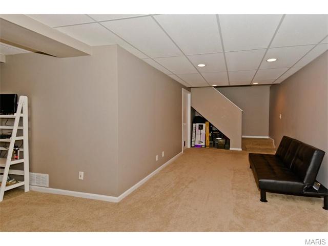 1237 Saddlemaker Dr, Saint Charles, MO 63304 photo 29