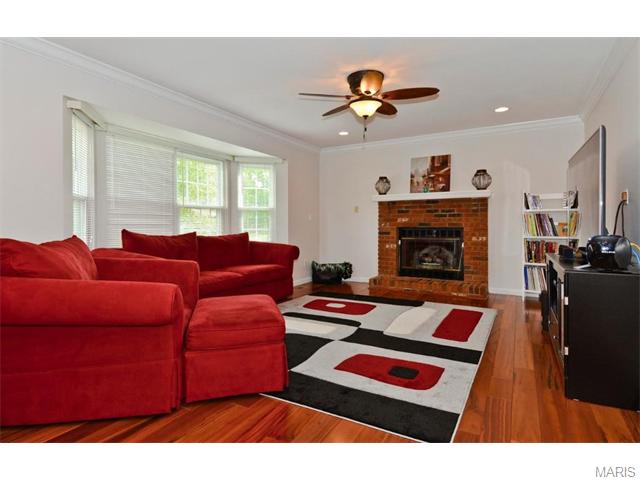 1237 Saddlemaker Dr, Saint Charles, MO 63304 photo 7