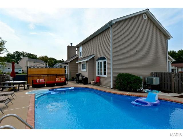1237 Saddlemaker Dr, Saint Charles, MO 63304 photo 34