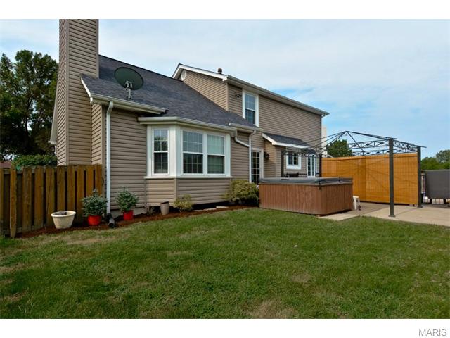 1237 Saddlemaker Dr, Saint Charles, MO 63304 photo 32