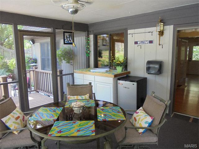 314 Glyn Cagny, Ballwin, MO 63021 photo 6