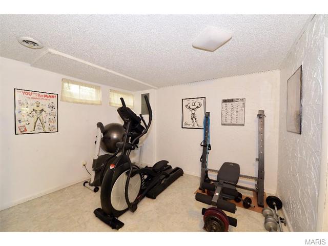 331 Quail Village Dr, Ballwin, MO 63021 photo 20