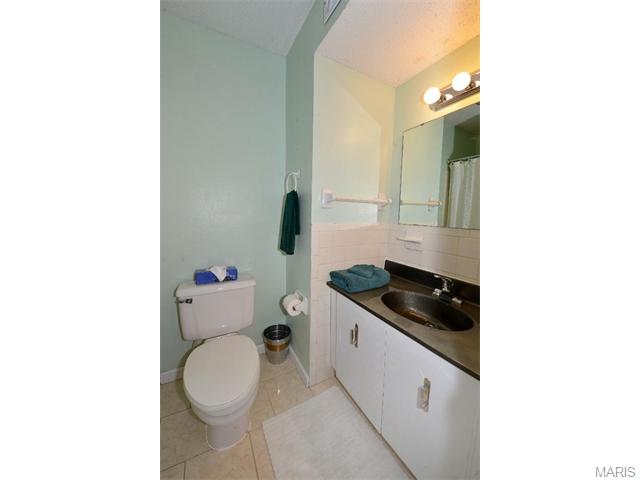 331 Quail Village Dr, Ballwin, MO 63021 photo 18