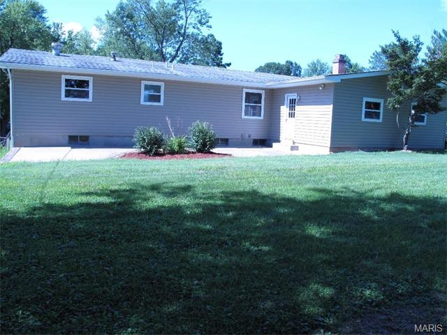 151 Pezold Dr, Saint Charles, MO 63304 photo 35