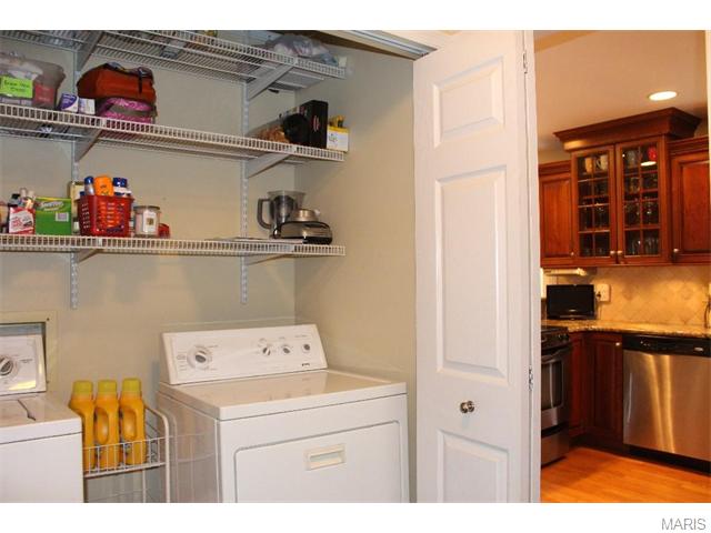 1205 Berquist Ct, Ballwin, MO 63011 photo 17