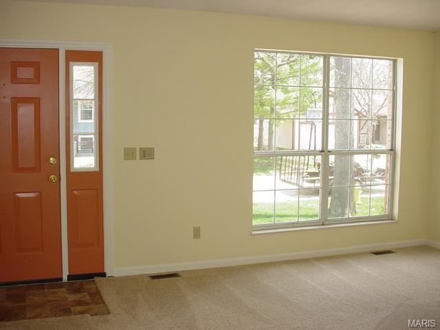 2309 Longmont Dr, O'fallon, MO 63368 photo 5