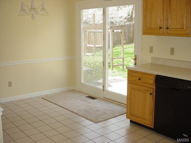 2309 Longmont Dr, O'fallon, MO 63368 photo 4