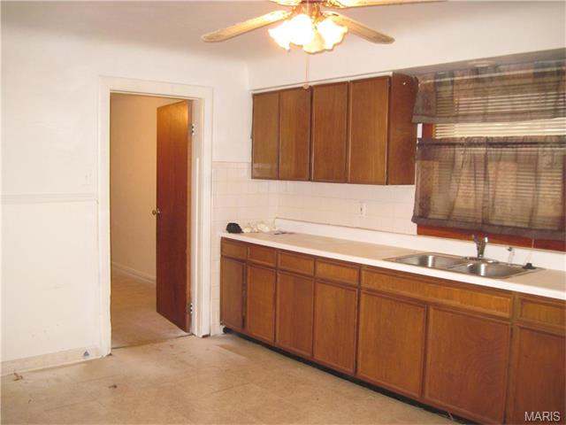 4192 Wright Ave, Saint Ann, MO 63074 photo 28