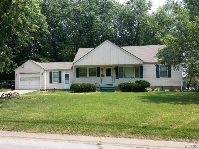 4192 Wright Ave, Saint Ann, MO 63074 photo 1