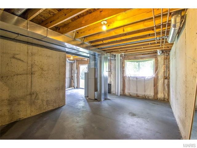 269 Tyndale Dr, O'fallon, MO 63366 photo 18