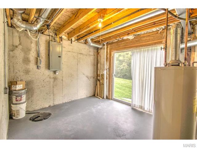 269 Tyndale Dr, O'fallon, MO 63366 photo 17