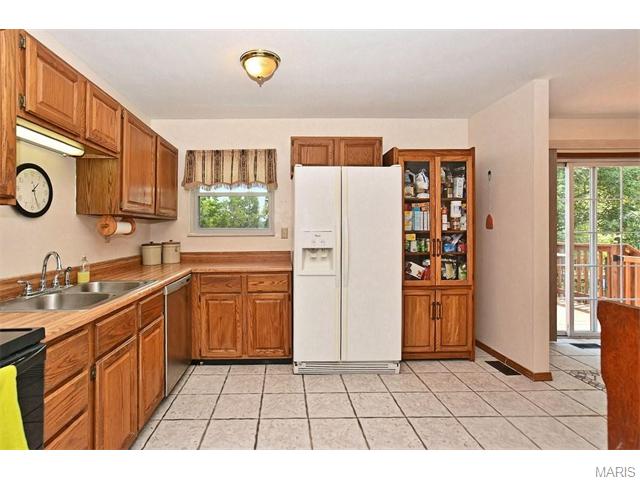608 Wallach Dr, Eureka, MO 63025 photo 7