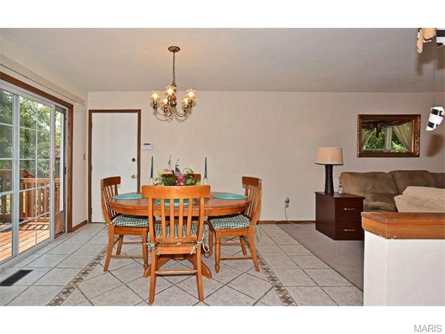 608 Wallach Dr, Eureka, MO 63025 photo 6