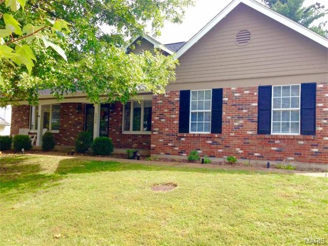 2434 Maple Xing, Ballwin, MO 63011 photo 1