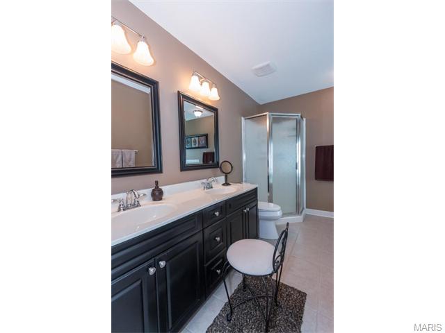 2434 Maple Xing, Ballwin, MO 63011 photo 20