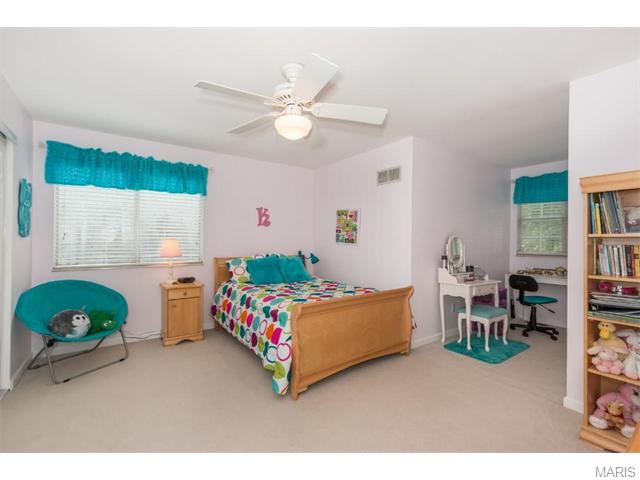 2434 Maple Xing, Ballwin, MO 63011 photo 29