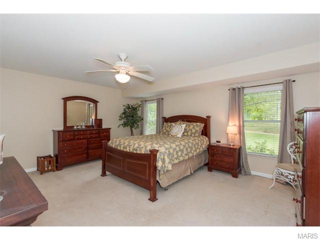 2434 Maple Xing, Ballwin, MO 63011 photo 25